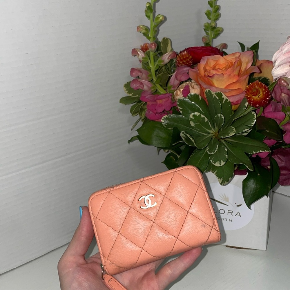 CHANEL CLASSIC ZIPPED COIN PURSE
